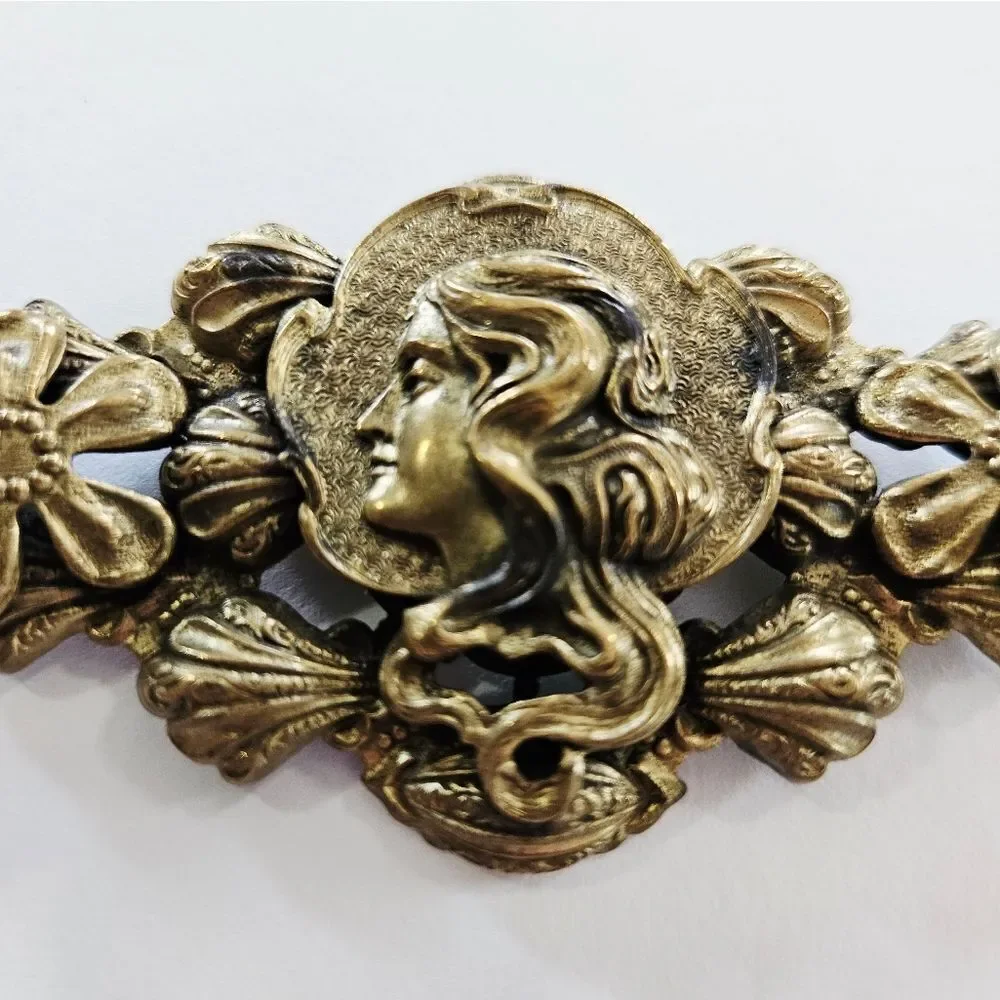 Vintage Antique? Large Art Nouveau Gibson Girl Portrait Antique Brass Brooch Pin